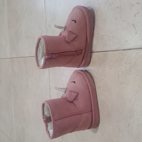 Lot of 3 Girl's Boots Size 5 and 6 - Picture 8 of 9